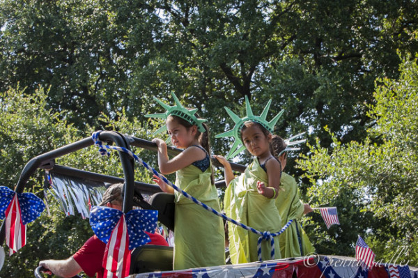enjoy a neighborhood 4th of July Dallas