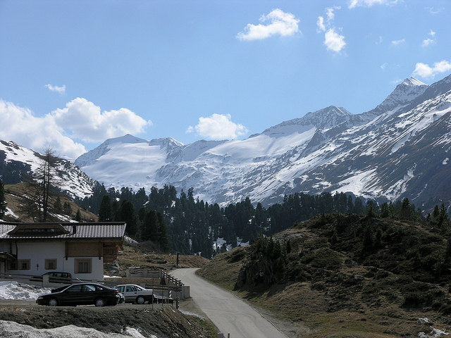 Obergurgl skiing holiday `