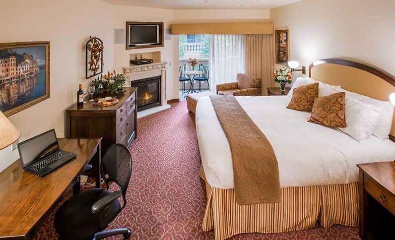 Large suite with patio. Dry Creek Inn. 
