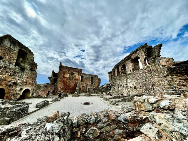 ruins of the castelo rodrigo in northern Portgual