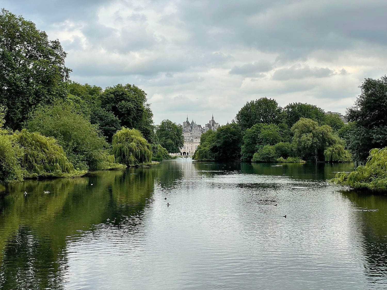 First Time London? Essential Travel Tips Every Visitor Needs.