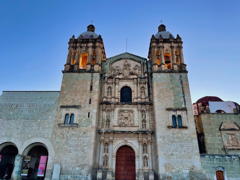 Baroque facade of Santo Domingo de Guzmán church in Oaxaca City center, Mexico